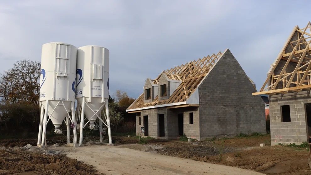 gros œuvre - cantillana - france